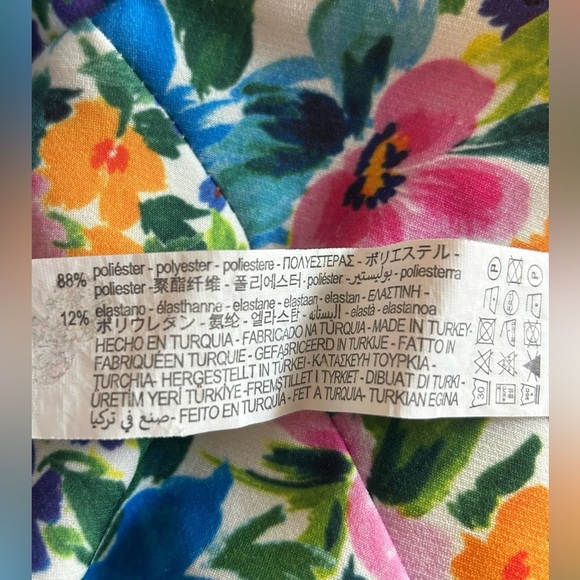 ZARA Floral High Rise Cropped Pants – Size 28/M (Fit Small) - Picture 6 of 6